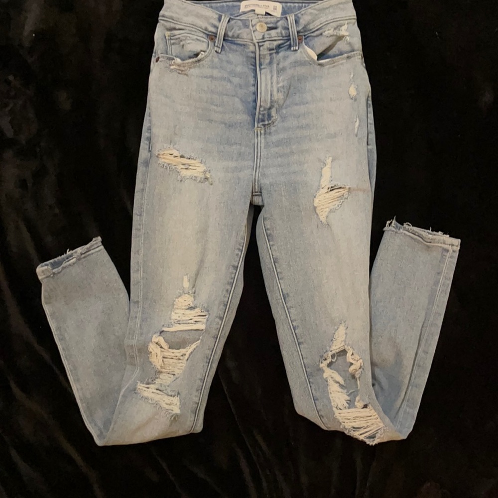 Abercrombie curve love super skinny jeans. Size 24